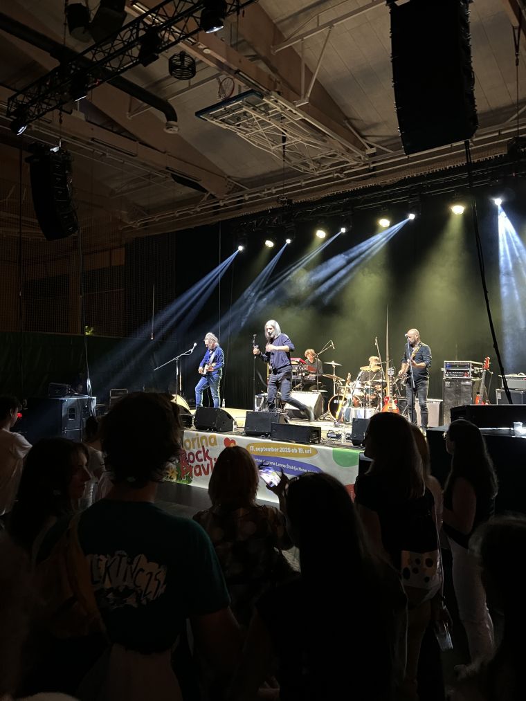 lorina-rock-pravljica