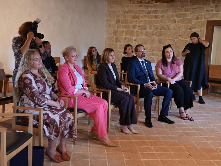 podpisana-pogodba-o-sofinanciranju-projekta-grajske-sanje