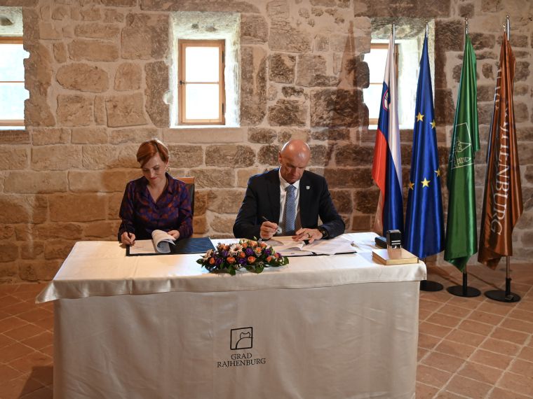 podpisana-pogodba-o-sofinanciranju-projekta-grajske-sanje