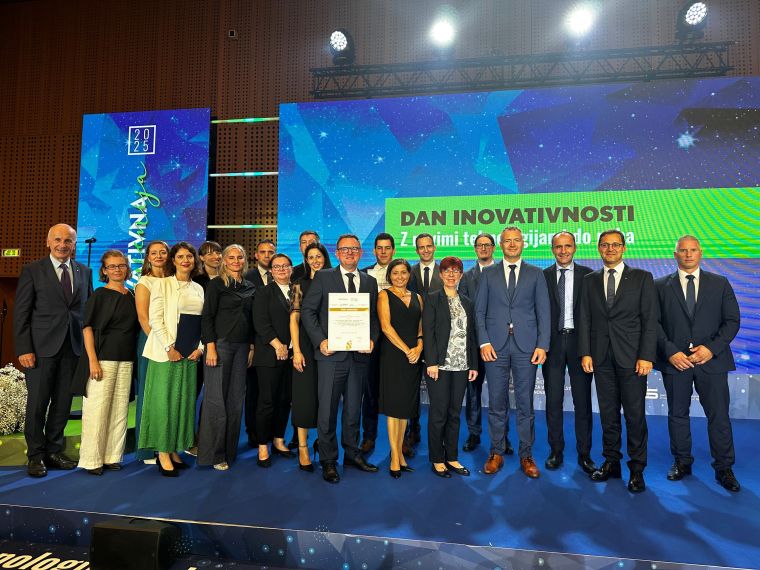 krkini-strokovnjaki-prejeli-zlato-in-srebrno-priznanje-gzs-za-inovacije