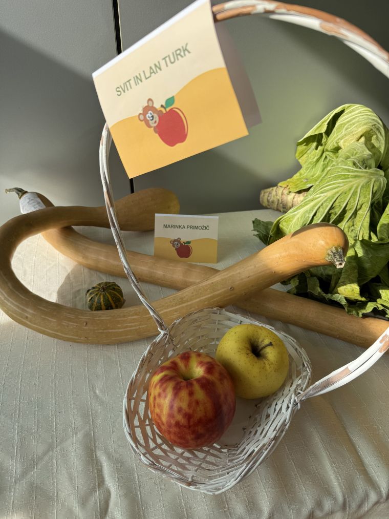 24-praznik-topliskega-jabolka