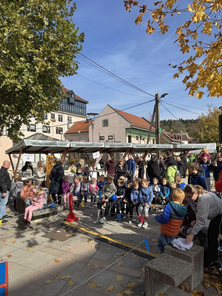 24-praznik-topliskega-jabolka