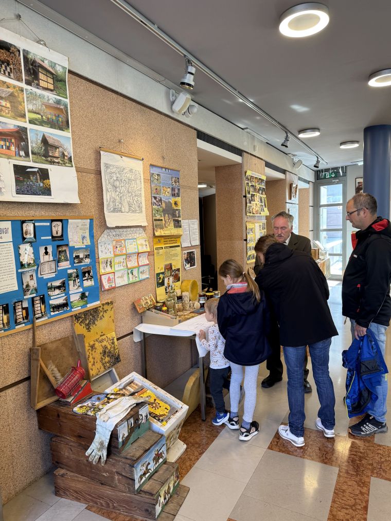 24-praznik-topliskega-jabolka