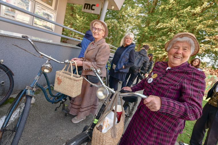 kolo-je-bicikl-kolesarjenje-brez-meja