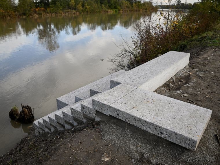 vecnamenska-pot-ob-savi