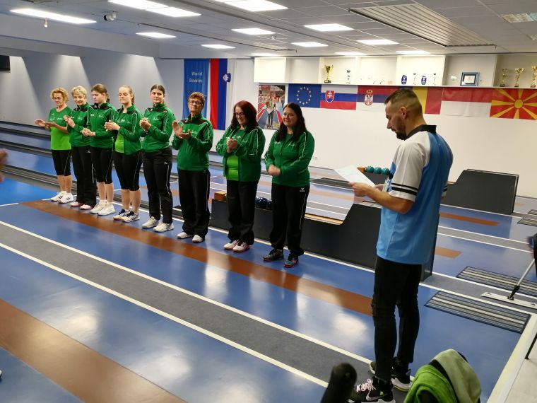 Igralke Krke so zmagale v Kamniku