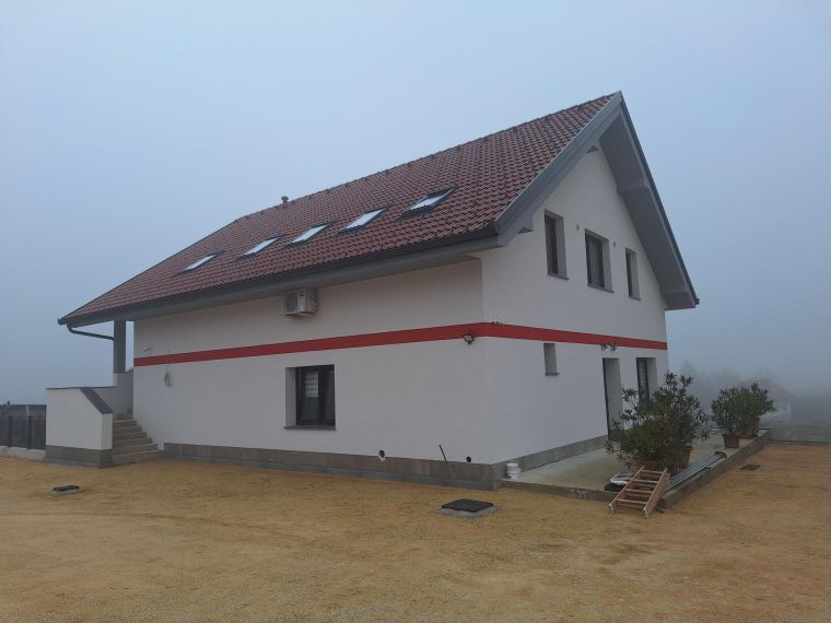 vecnamenski-dom-arnovo-selo