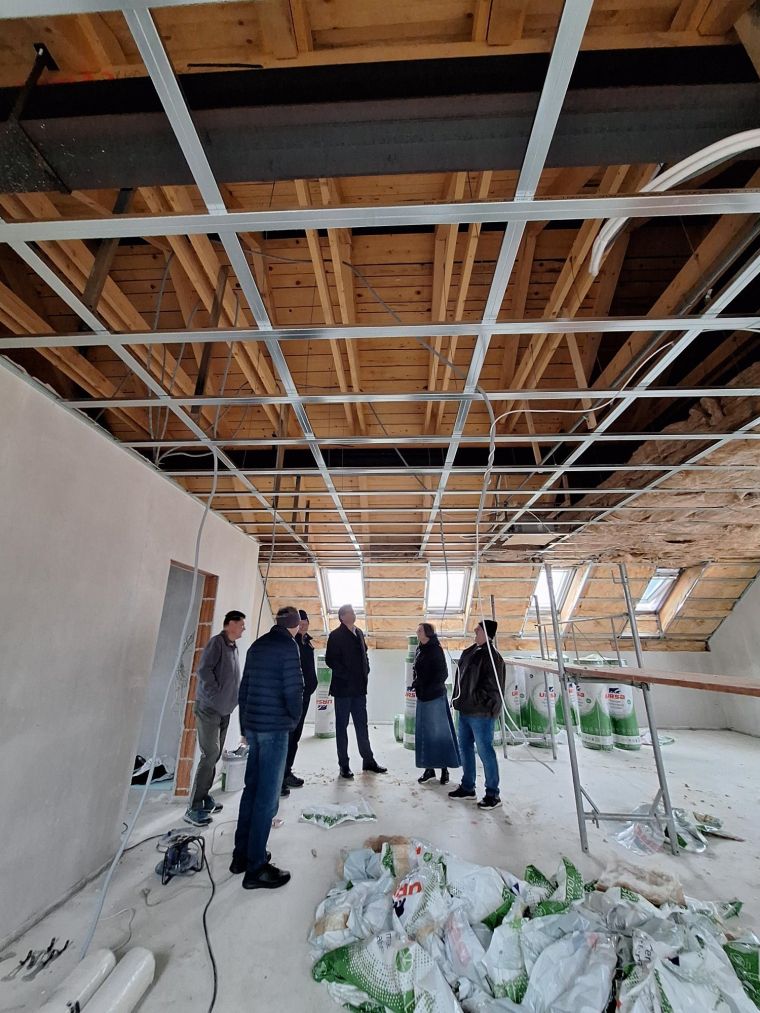 vecnamenski-dom-arnovo-selo