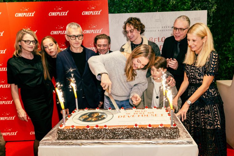 cineplexx, belo-se-pere-na-devetdeset