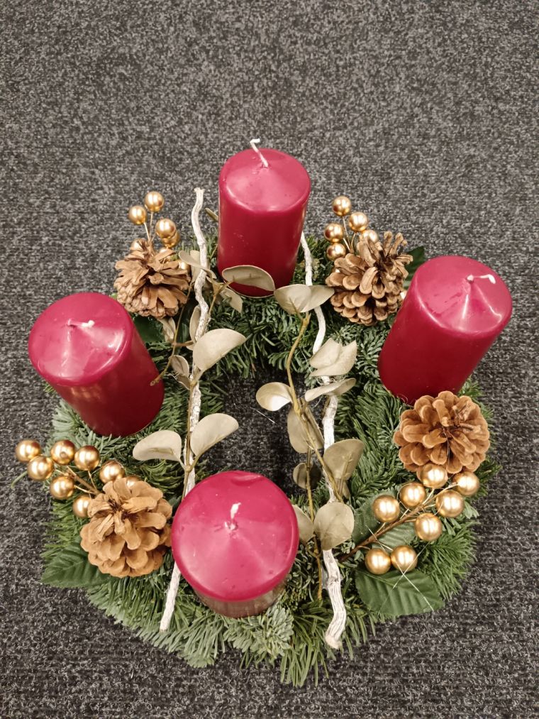 knjiznica-brezice, advent, delavnica