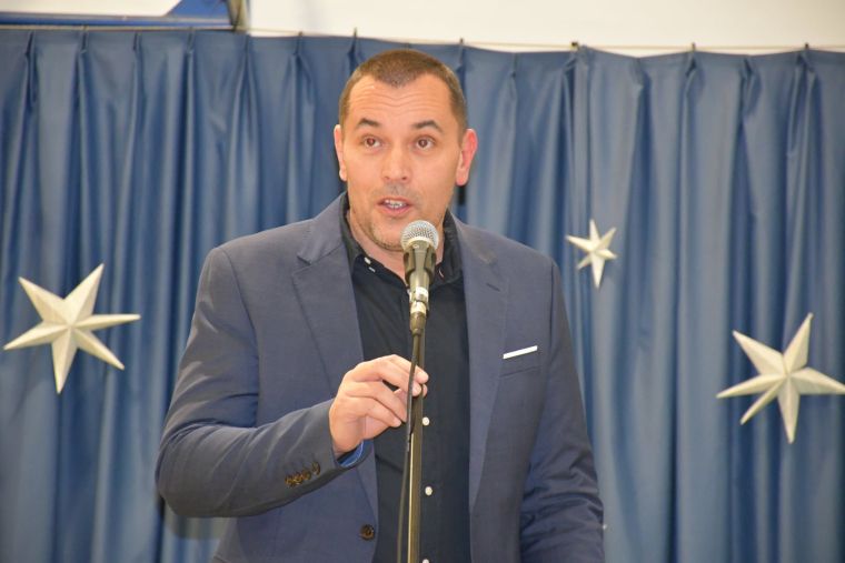 zvok-praznicnih-dni, os-otocec