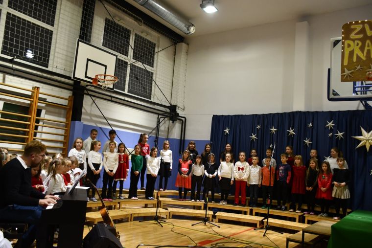 zvok-praznicnih-dni, os-otocec