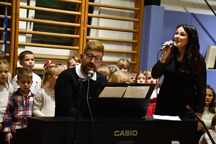 zvok-praznicnih-dni, os-otocec