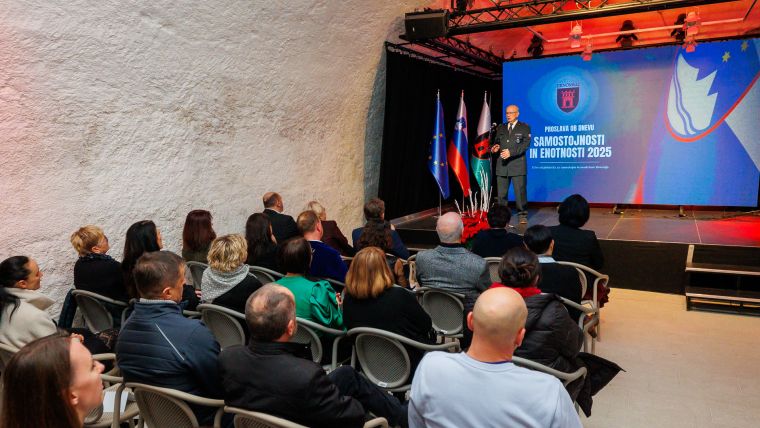 proslava, dan-samostojnosti-in-enotnosti, crnomelj