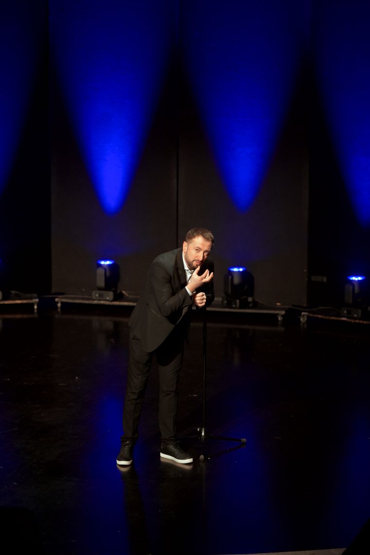 smeholoranje-stand-up-vecer