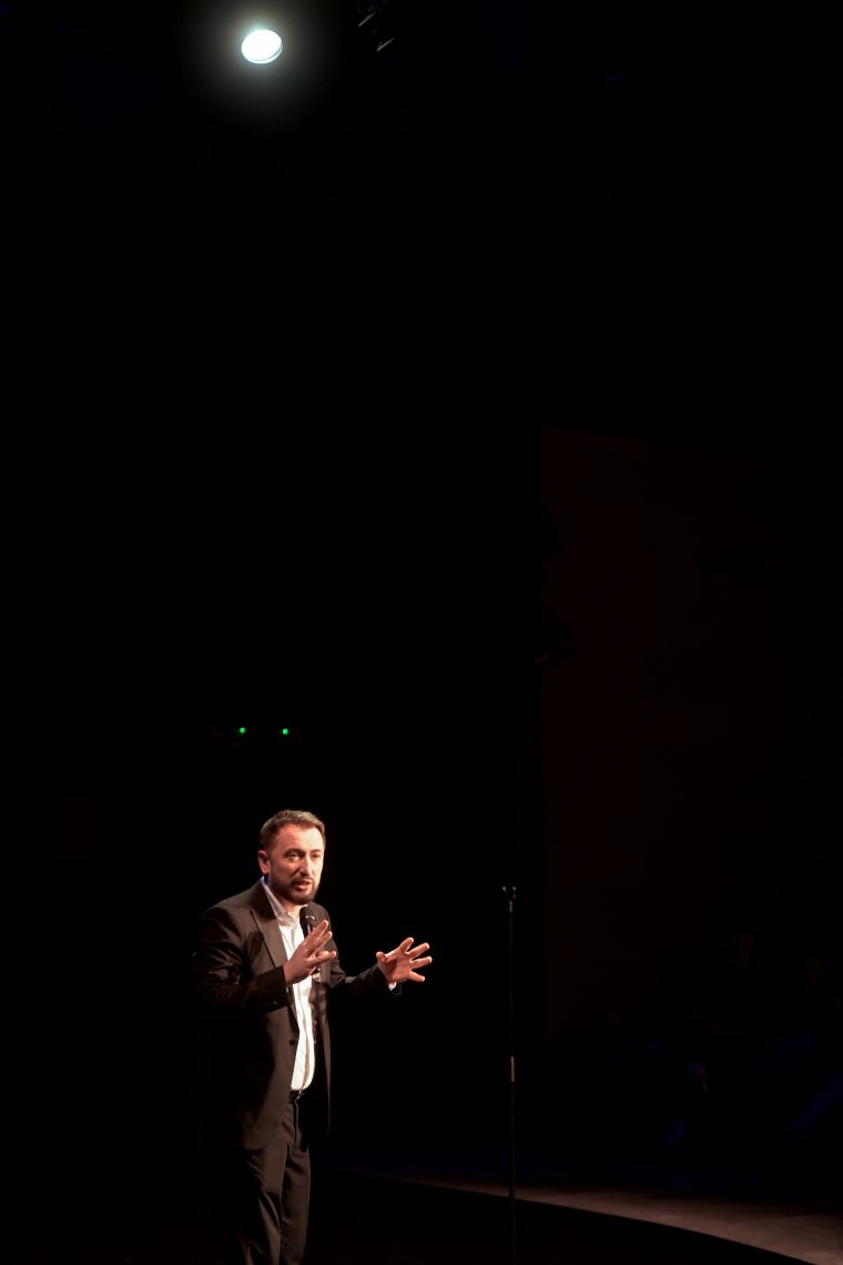 smeholoranje-stand-up-vecer
