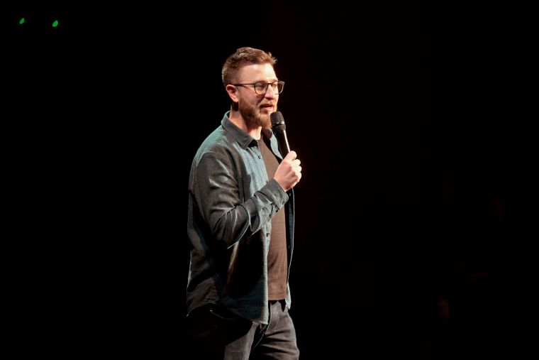 smeholoranje-stand-up-vecer