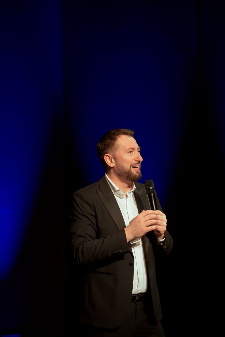 smeholoranje-stand-up-vecer