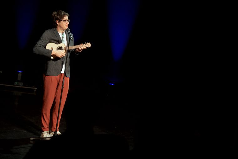 smeholoranje-stand-up-vecer