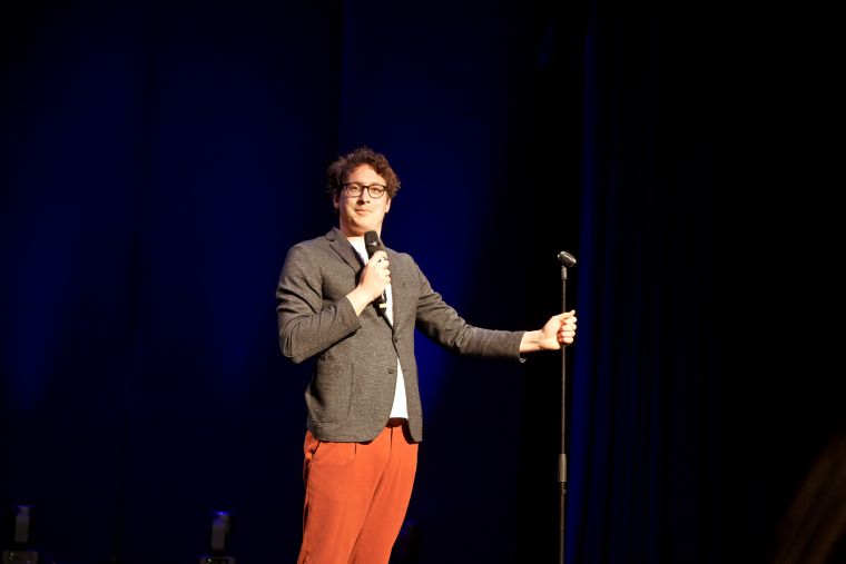 smeholoranje-stand-up-vecer