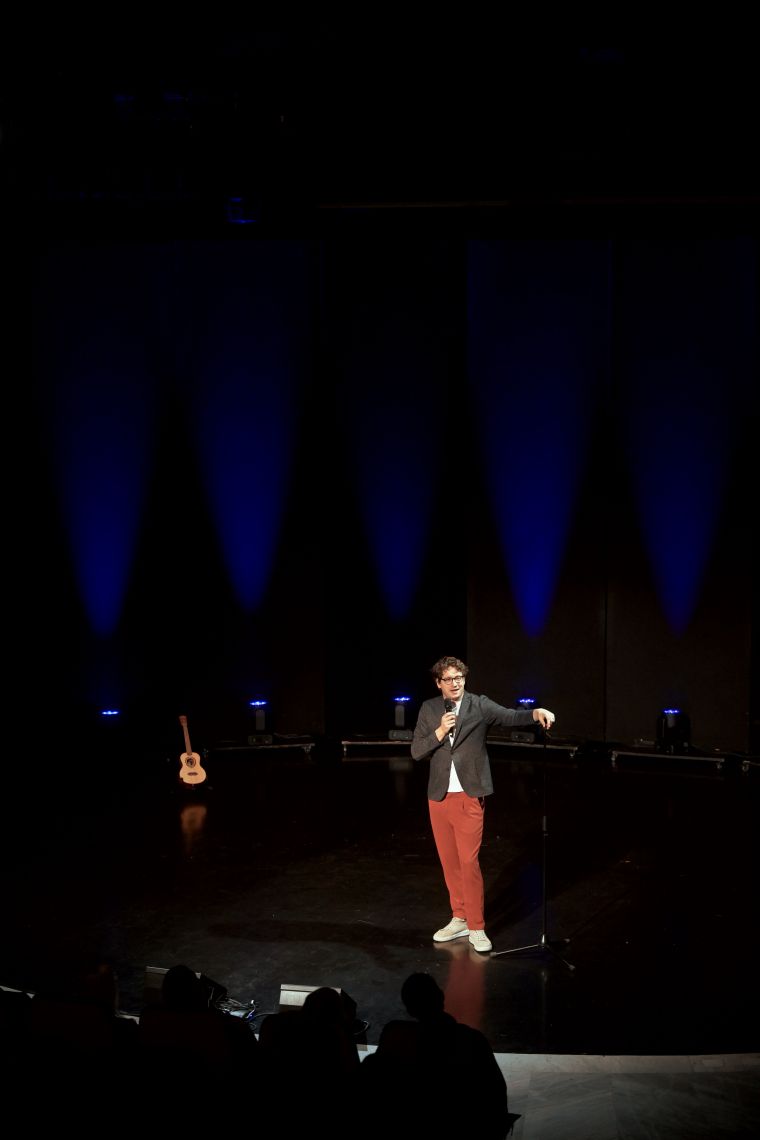 smeholoranje-stand-up-vecer