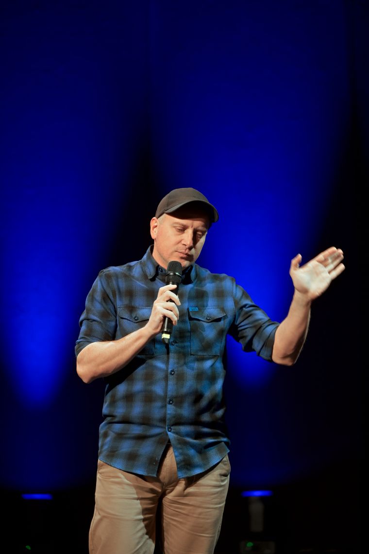 smeholoranje-stand-up-vecer