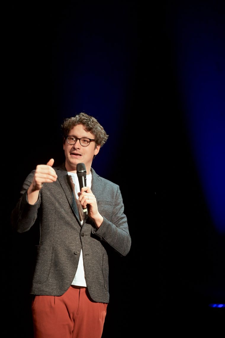 smeholoranje-stand-up-vecer