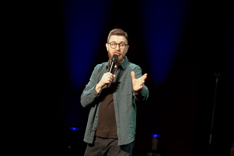smeholoranje-stand-up-vecer