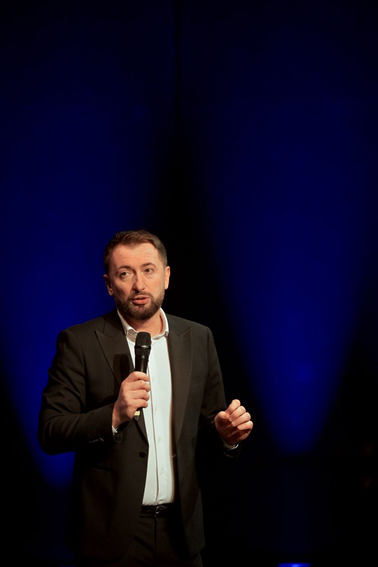 smeholoranje-stand-up-vecer