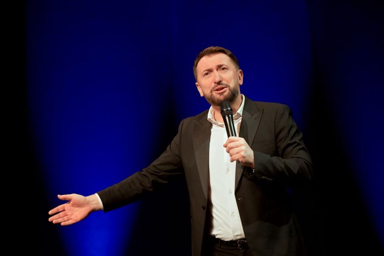 smeholoranje-stand-up-vecer