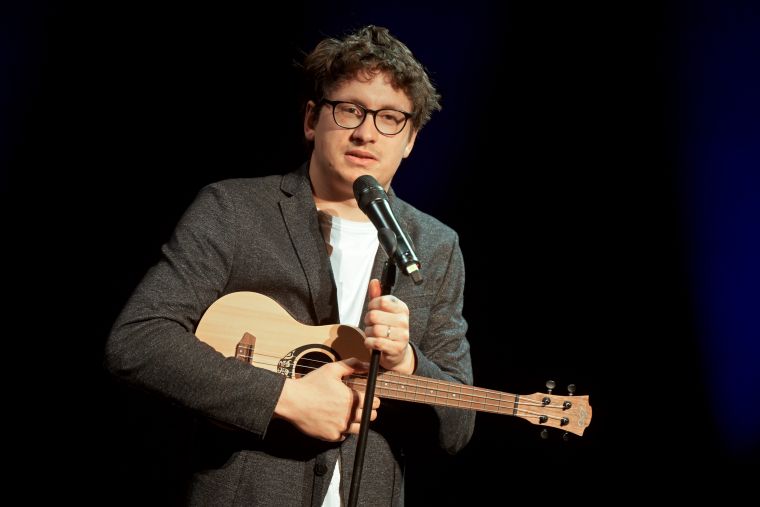 smeholoranje-stand-up-vecer