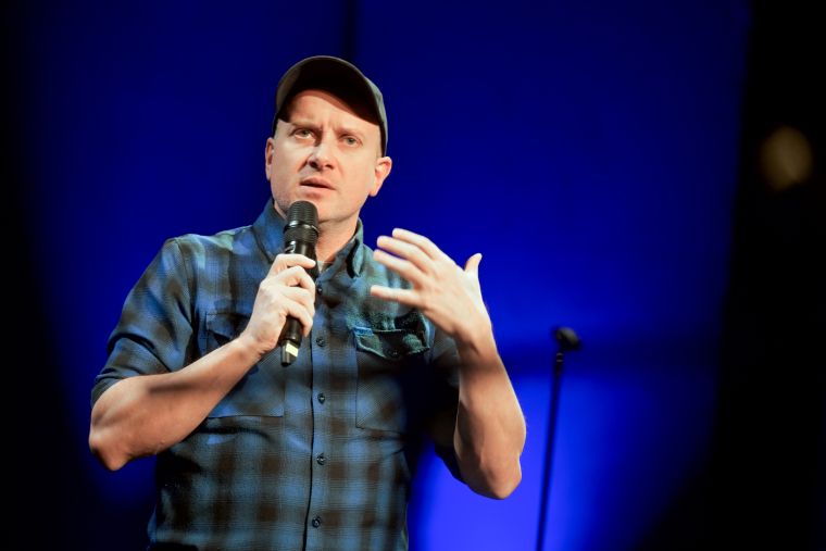 smeholoranje-stand-up-vecer