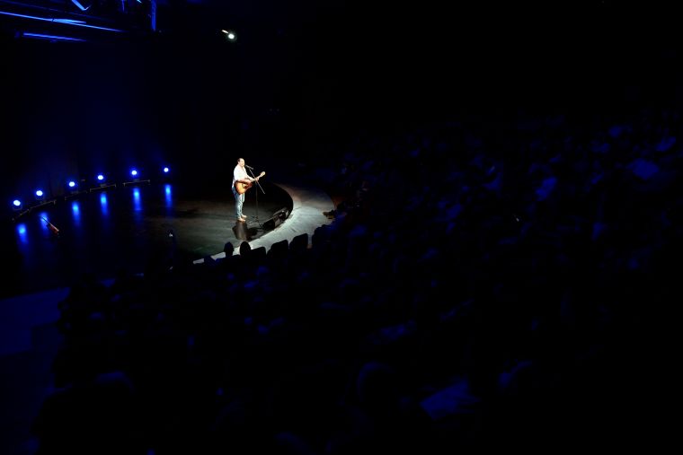smeholoranje-stand-up-vecer