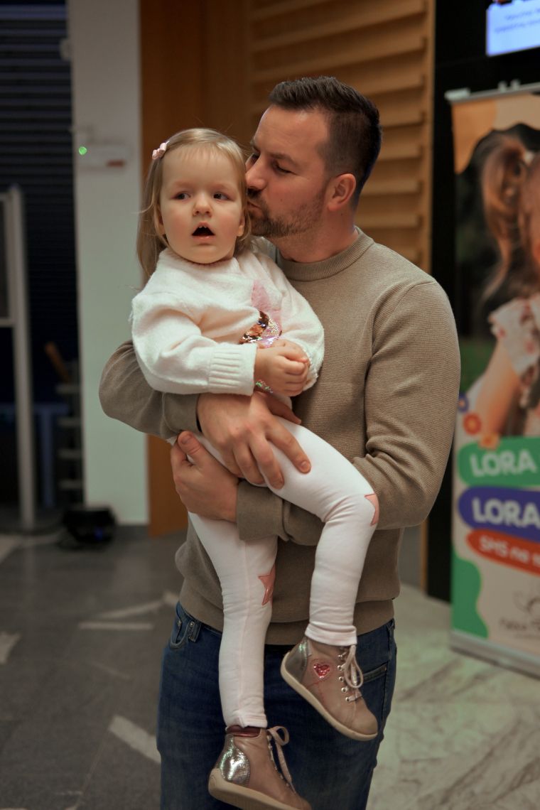 smeholoranje-otroska-delavnica-in-lutkovna-predstava-muca-copatarica