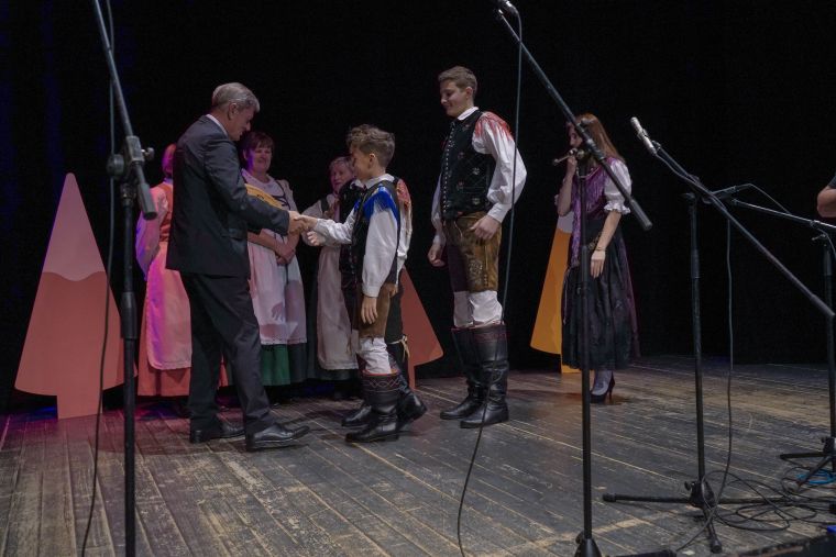 19-novoletni-festival-narodnozabavne-glasbe