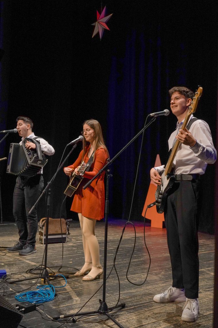 19-novoletni-festival-narodnozabavne-glasbe