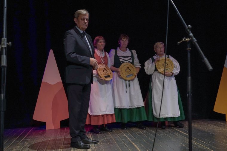 19-novoletni-festival-narodnozabavne-glasbe