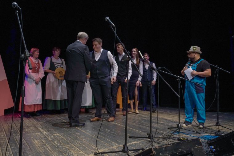 19-novoletni-festival-narodnozabavne-glasbe