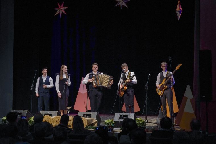 19-novoletni-festival-narodnozabavne-glasbe