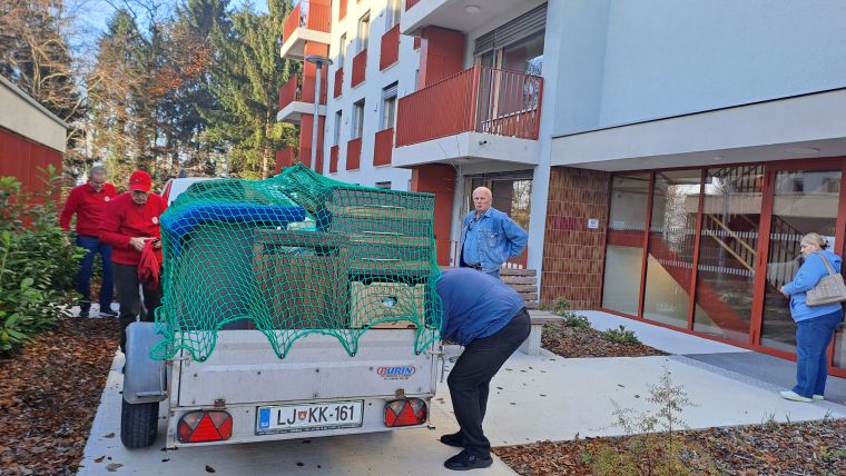 Pomoč pri selitvah v javna stanovanja v Podbrezniku