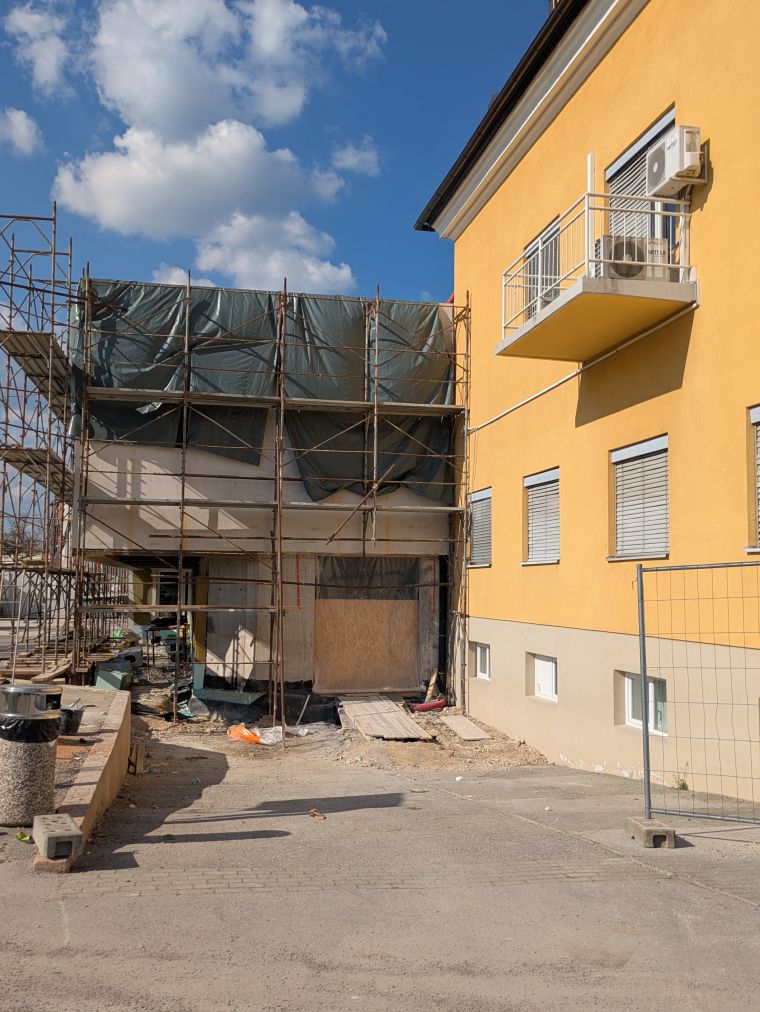 gradnja, napredek, os-smihel