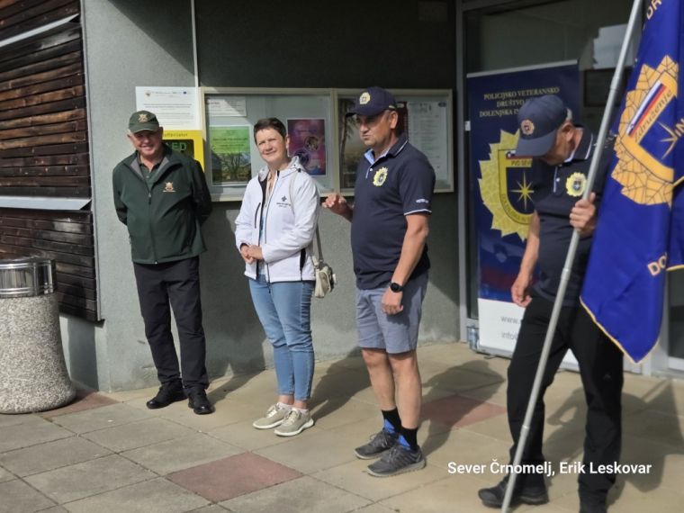 pohod-ob-35letnici-akcije-skala-v-semicu