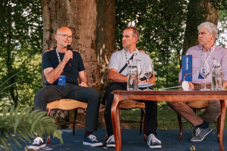 mislim-modro-x-buticni-festival-modre-frankinje-2026