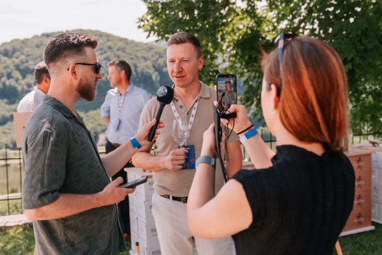 mislim-modro-x-buticni-festival-modre-frankinje-2026