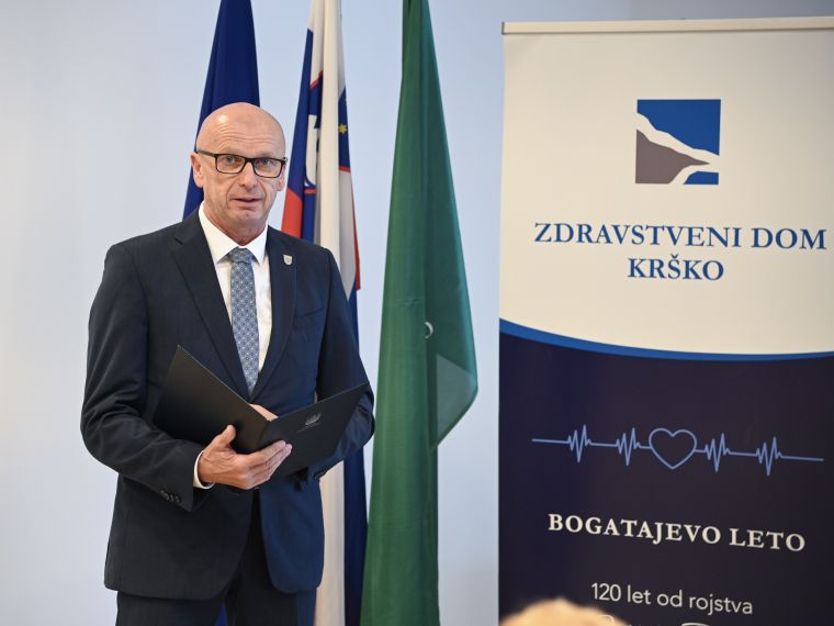 v-podmornici-uredili-prostore-za-pomoc-starejsim-na-domu