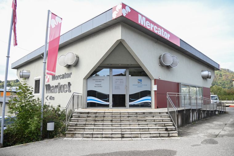 v-podmornici-uredili-prostore-za-pomoc-starejsim-na-domu