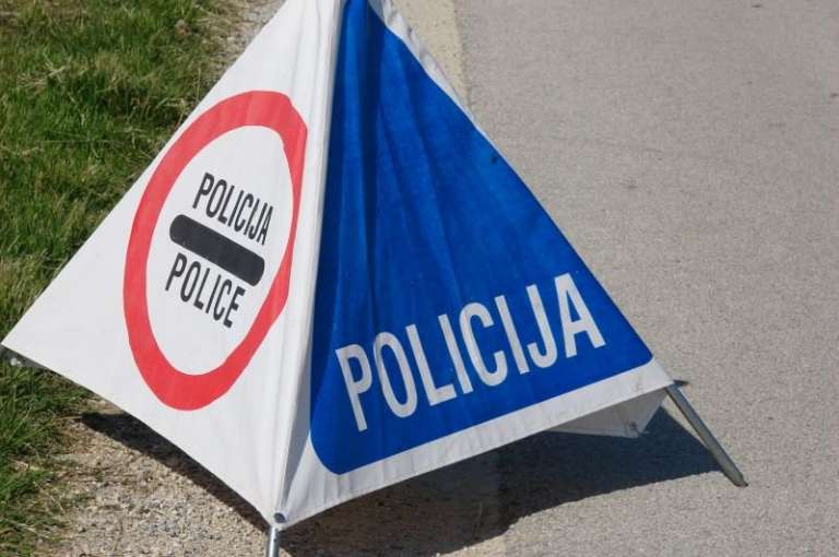 policija_tabla.jpg