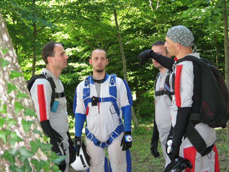 img_0023_000.jpg