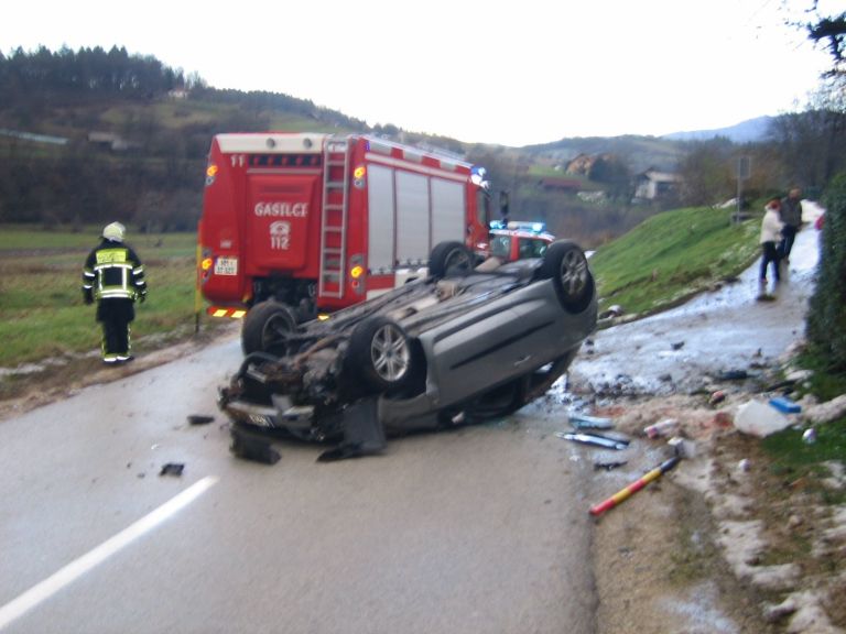 prometna_nesreca_stopice_001.jpg
