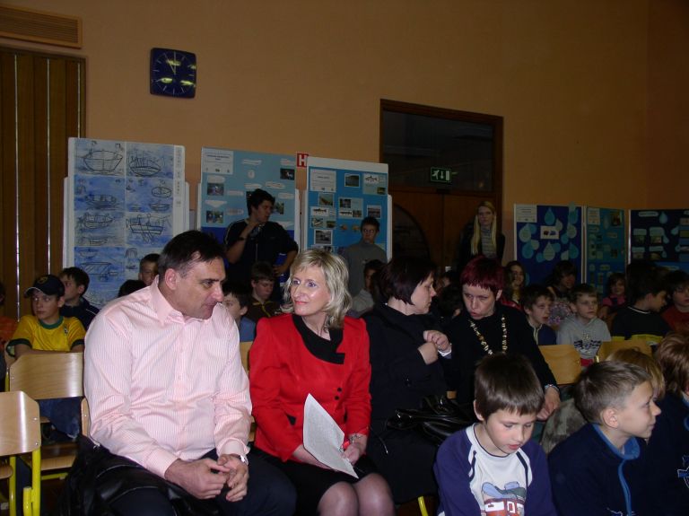 p1010078_000.jpg